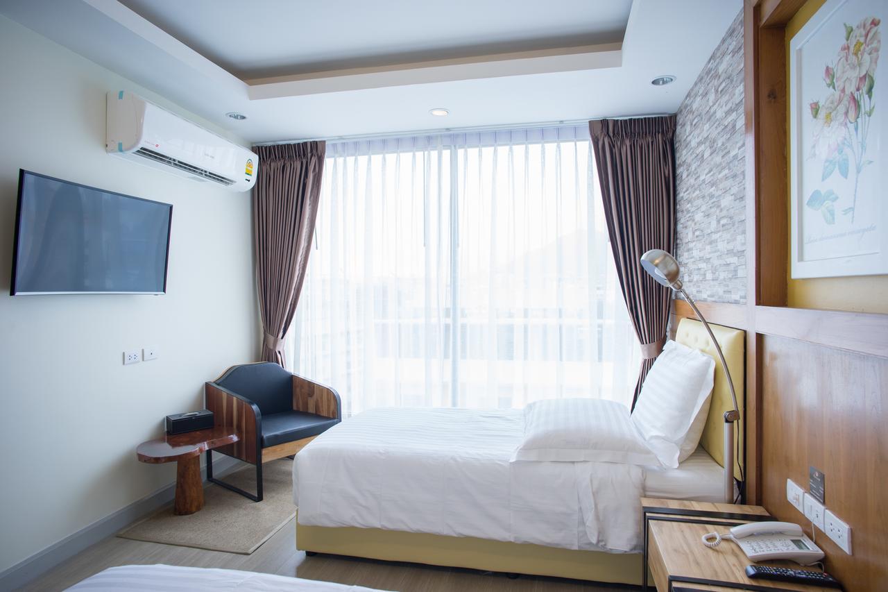 Triple B Boutique Residence Si Racha Exterior foto