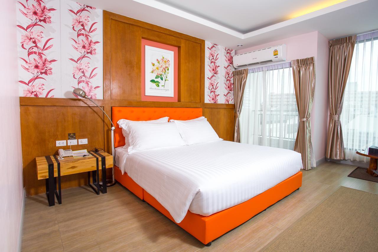 Triple B Boutique Residence Si Racha Exterior foto