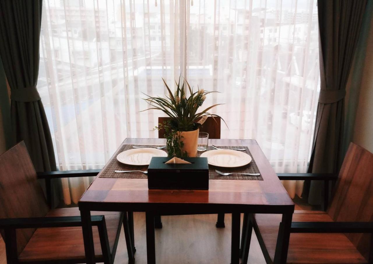 Triple B Boutique Residence Si Racha Exterior foto