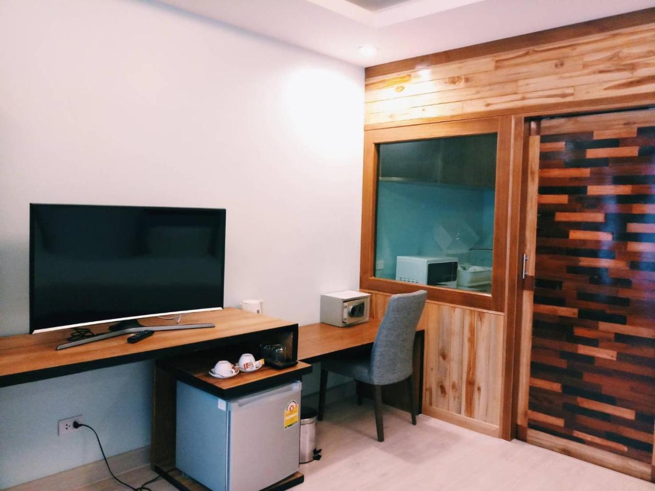 Triple B Boutique Residence Si Racha Exterior foto