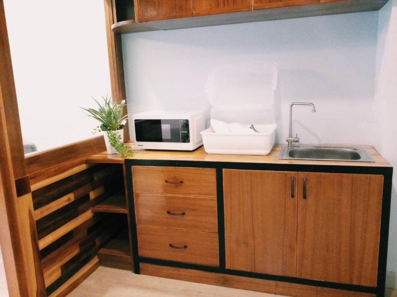 Triple B Boutique Residence Si Racha Exterior foto